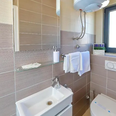 Topesa 1 Apartment