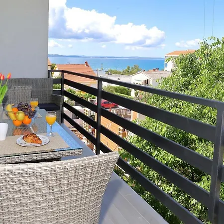 Apartamento Topesa 1 *