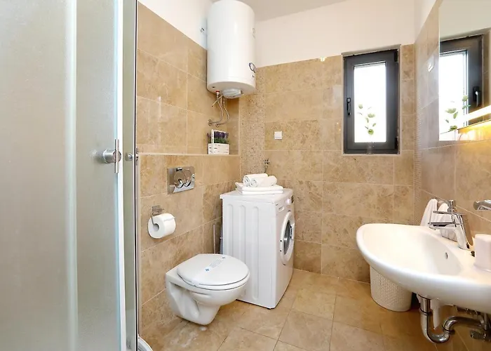 Topesa 1 Apartment *